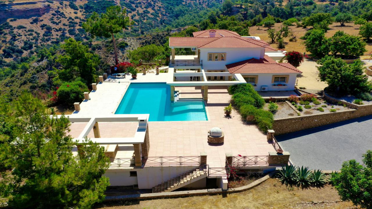 6 Bedroom Villa, Karaağaç, Esentepe, Kyrenia